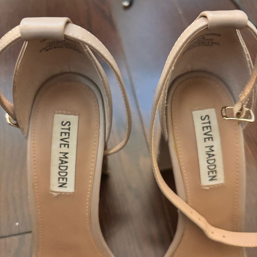 Steve Madden Nude Heeled Sandals - Picture 3 of 7